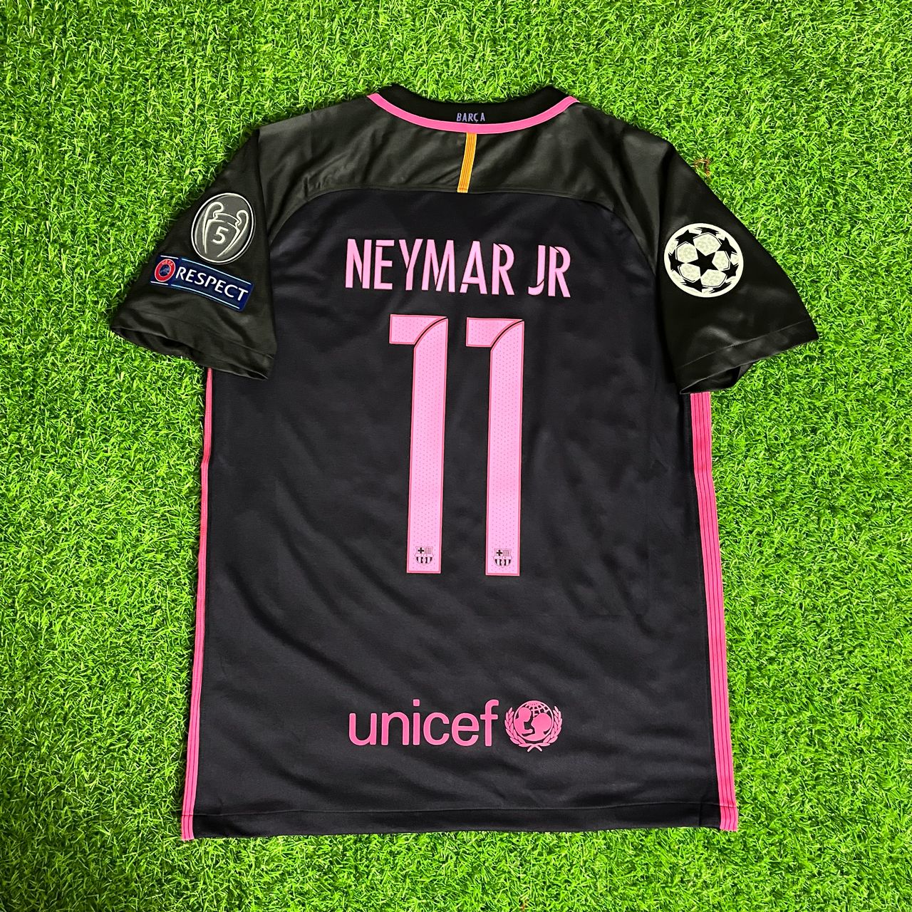 Neymar Jr Barcelona 2014/15 Retro Black-Pink Jersey